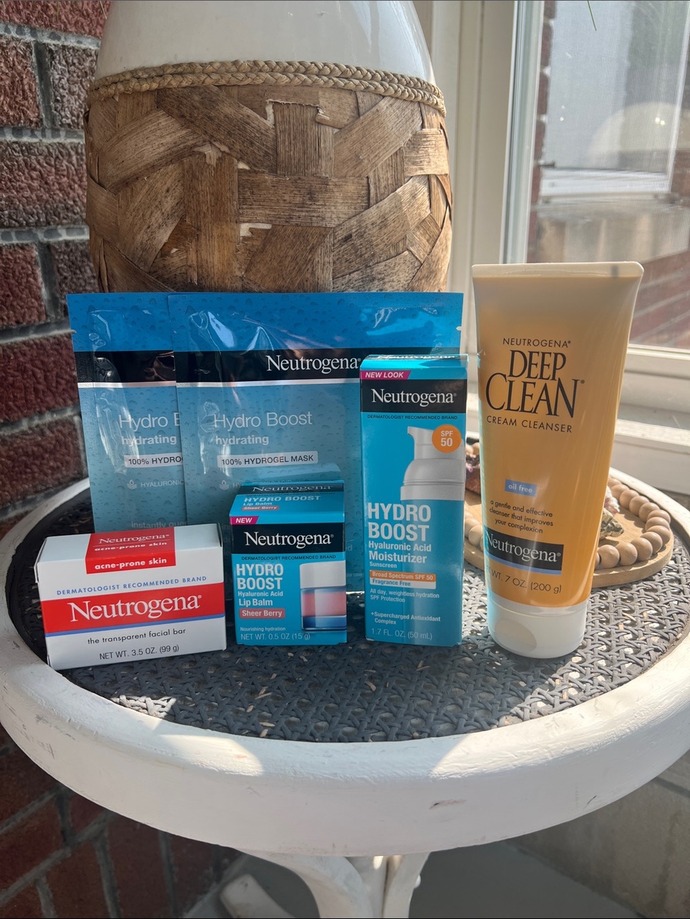 Neutrogena Hydrating Skincare Set